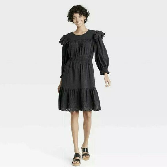Universal Thread Women's Large Ruffle Long Sleeve Dress Black W/Pockets NWT - Picture 1 of 8